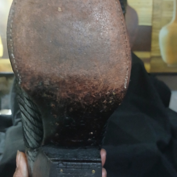 Black Crocodile Leather Cowboy Boots - Picture 14 of 14